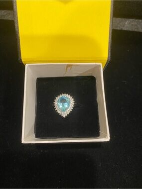 Source Unknown Teardrop Blue Halo Ring